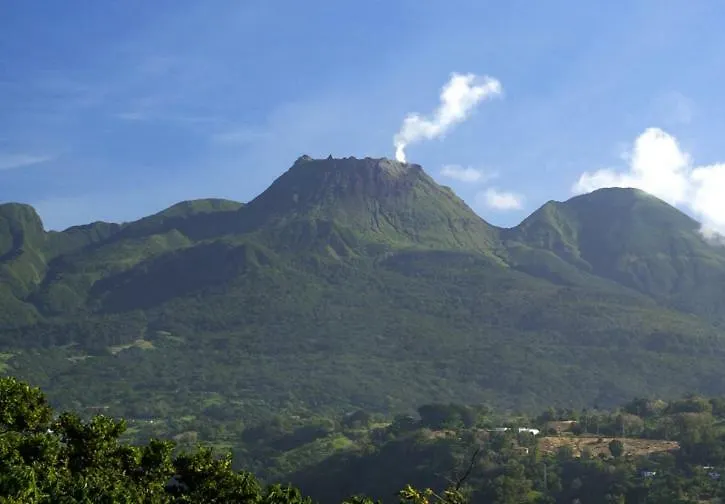 Hébergement de vacances Or bleu-Bungalow volcan Soufriere-Vue sur mer Saint-Claude