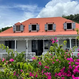  Bed & Breakfast Habitation La Reine Du Camp D'hotes